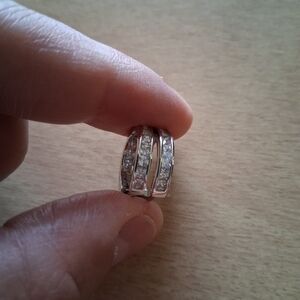 925 Sterling Silver Lock Clasp Hoop Earings With Square Diamonds CZ